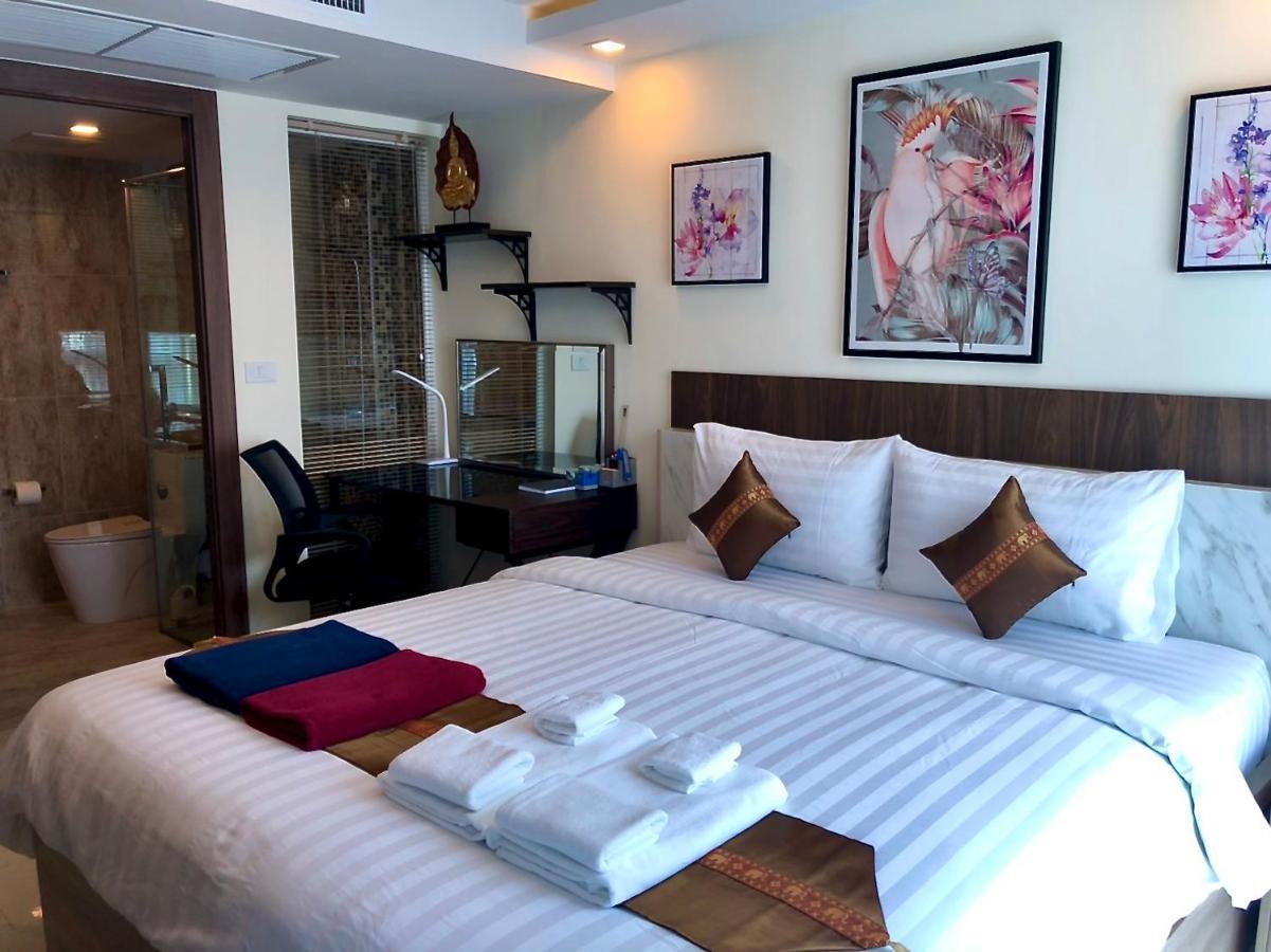 Luxury Business Suits In Grand Avenue By Pattaya City Estates Exterior foto